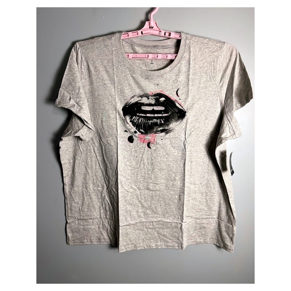 NWT Torrid Classic Fit Heritage Jersey Crew Tee Lips Graphic 4X